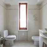 Daire Roberto-4 Beds,ac *
