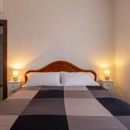 Roberto-4 Beds,ac * Santo Stefano di Magra