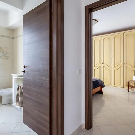 Roberto-4 Beds,ac * Santo Stefano di Magra