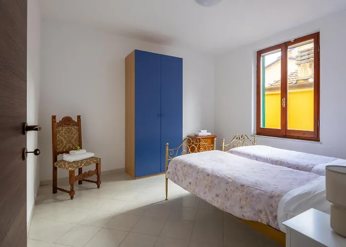 Apartment Roberto-4 Beds,ac Santo Stefano di Magra