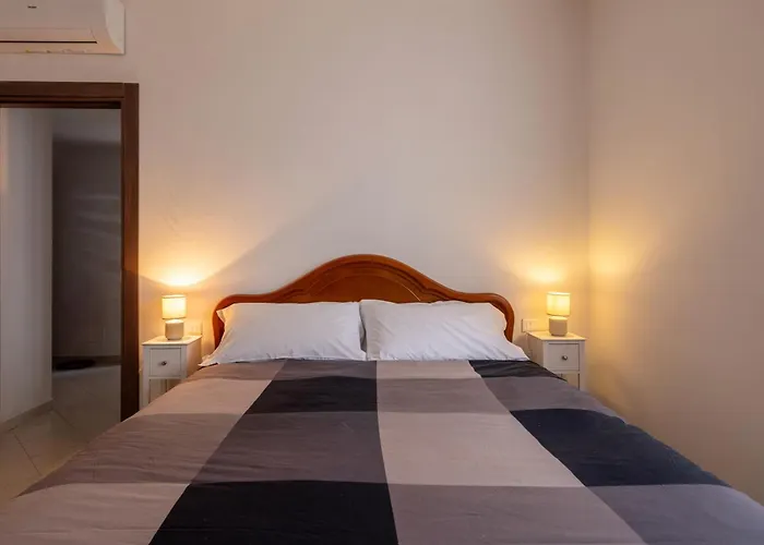 Roberto-4 Beds,ac * Santo Stefano di Magra