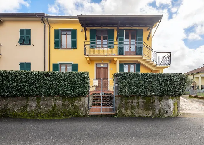 Roberto-4 Beds,ac Appartement *